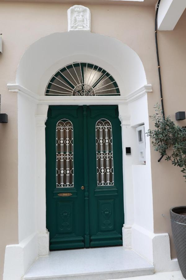דירות פלומרי Platanos House מראה חיצוני תמונה