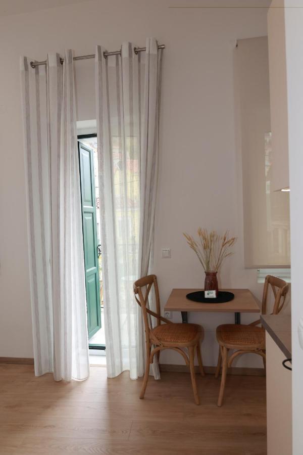 דירות פלומרי Platanos House מראה חיצוני תמונה